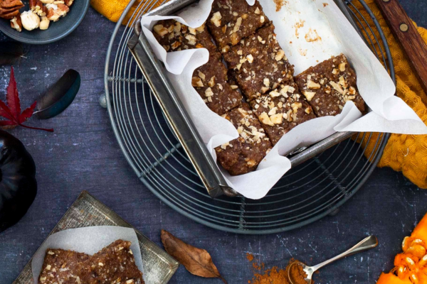 Apple and nut squares - for copy.png