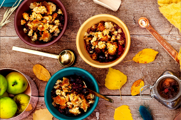 Berry and walnut crumble